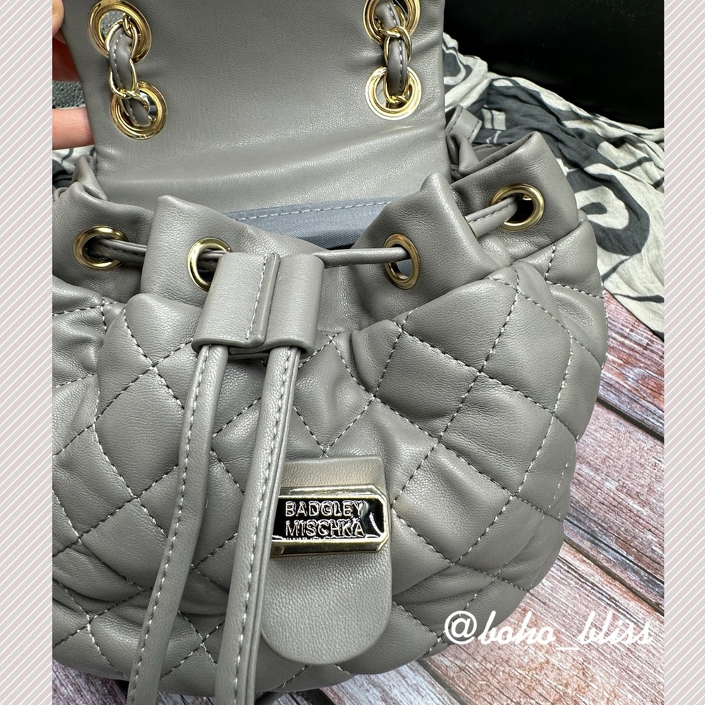 BADGLEY MISCHKA | Quilted Gray Drawstring Mini Backpack NWT - Picture 3 of 7